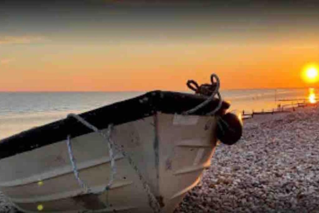 Willa The Sails East Wittering Zewnętrze zdjęcie
